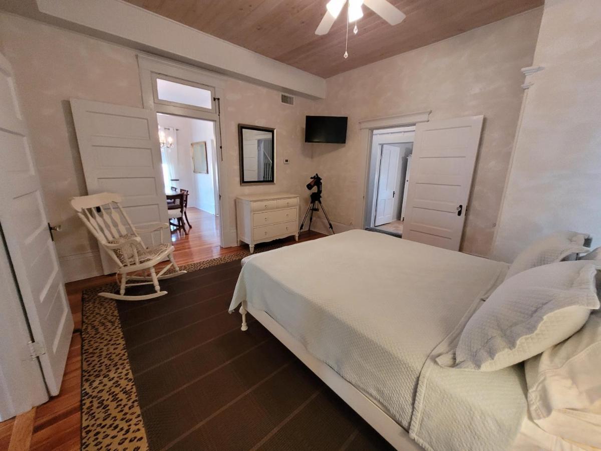 Holland House - Historic And Sophisticated Villa Alpine Luaran gambar