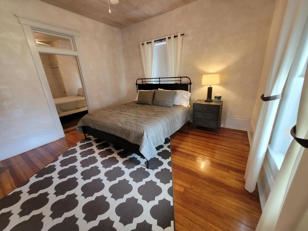 Holland House - Historic And Sophisticated Villa Alpine Luaran gambar